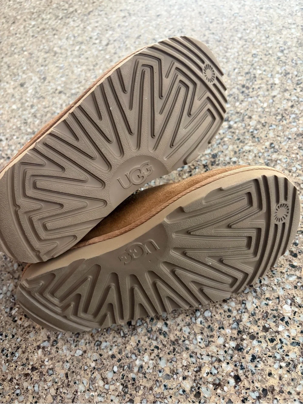 UGG Tasman II Shearling-Lined Men’s Slipper - Chestnut